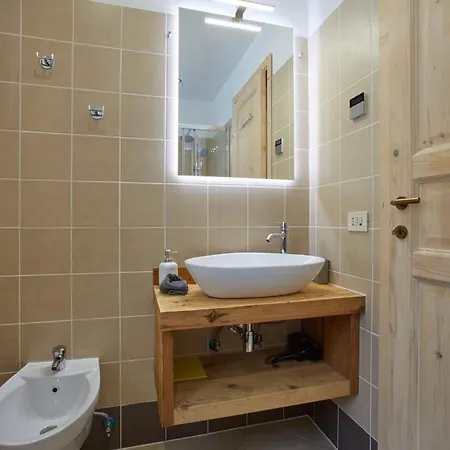 Dolomiti Comfortspace Free Parking Apartamento