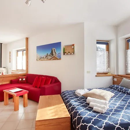 Апартаменты Dolomiti Comfortspace Free Parking